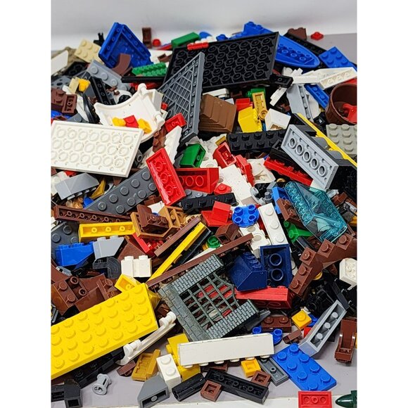 Mixed Lego Building Blocks Assorted‎ Colors & Shapes Bulk Lot In Blue Bucket - Picture 3 of 8